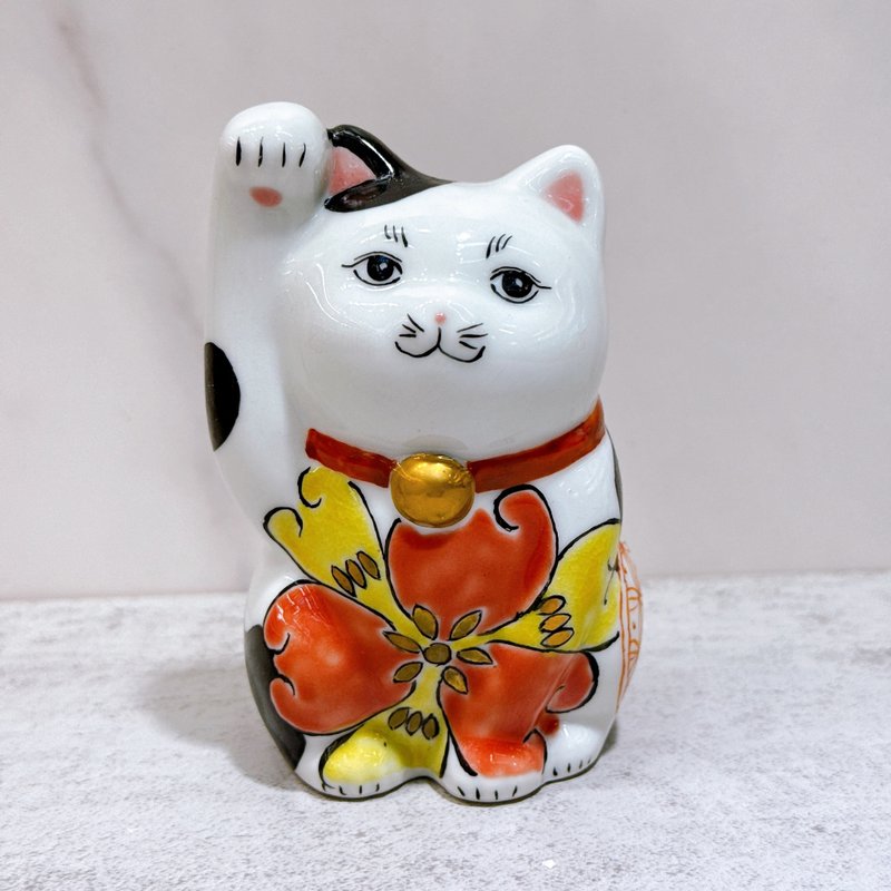 【繪彩迎福】日本九谷燒招財貓 | 色繪 - 擺飾/家飾品 - 瓷 白色