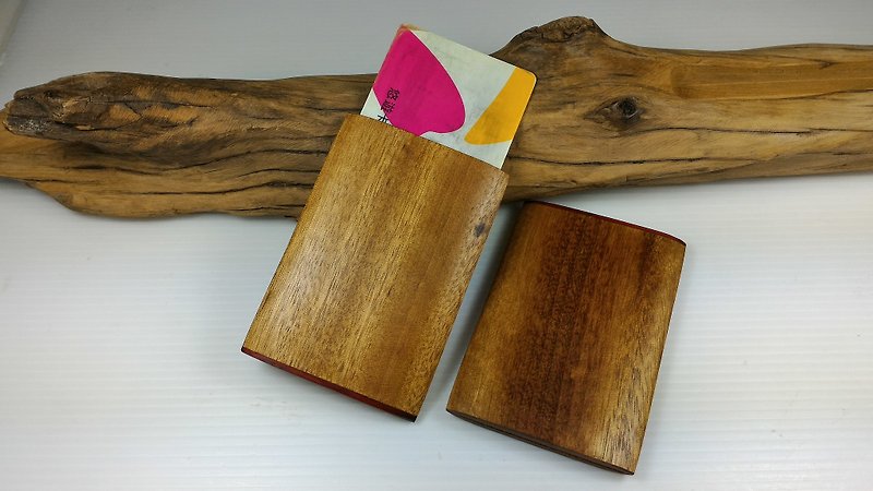 Taiwan Cinnamomum camphora handmade leisure card set bus stored-value card - Wood, Bamboo & Paper - Wood 