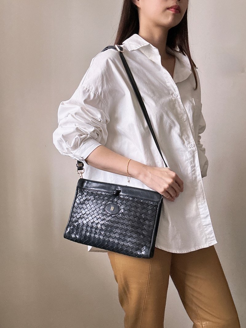 中古正品 Bally 羊革編織手拎包 斜背包 腋下包 晚宴包 復古 - 側背包/斜孭袋 - 真皮 黑色