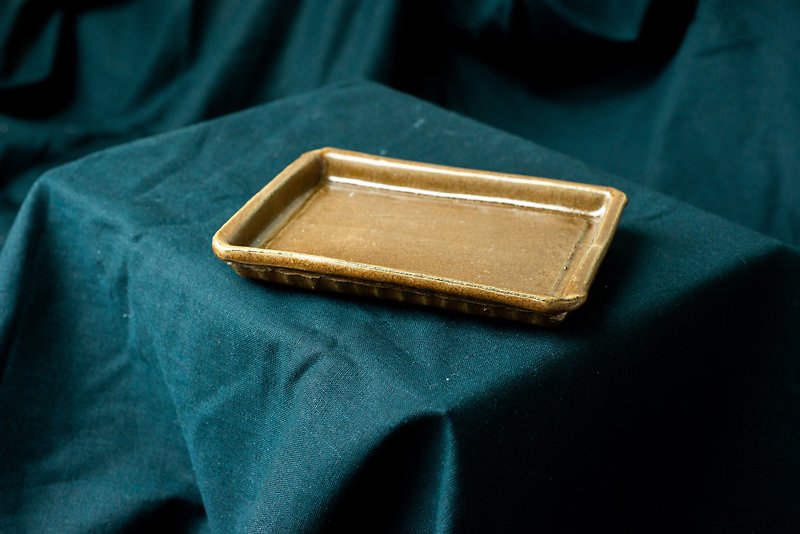 Handmade in HK Deep Long Ceramic Rectangular Plate - Plates & Trays - Pottery Brown
