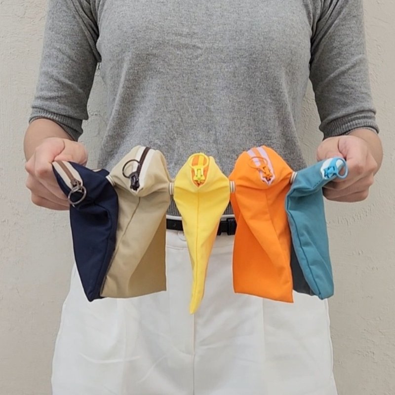 Recycled Fabric Pouch with snap buttons small - 化妝包/收納袋 - 其他材質 