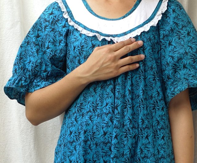 BajuTua /ヴィンテージ/ 80年代のトルコのブルーレースの花柄の