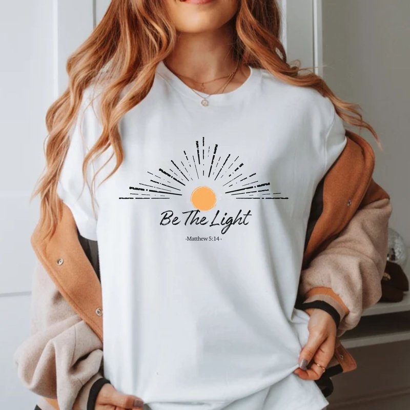 Be The Light Matthew 5:14 Bible verses unisex crop top - เสื้อยืดผู้หญิง - ผ้าฝ้าย/ผ้าลินิน สีน้ำเงิน