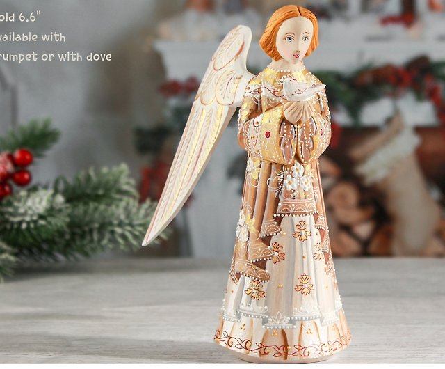 木彫りの人形の天使、木彫りの天使の彫刻、彫刻が施された天使の置物の