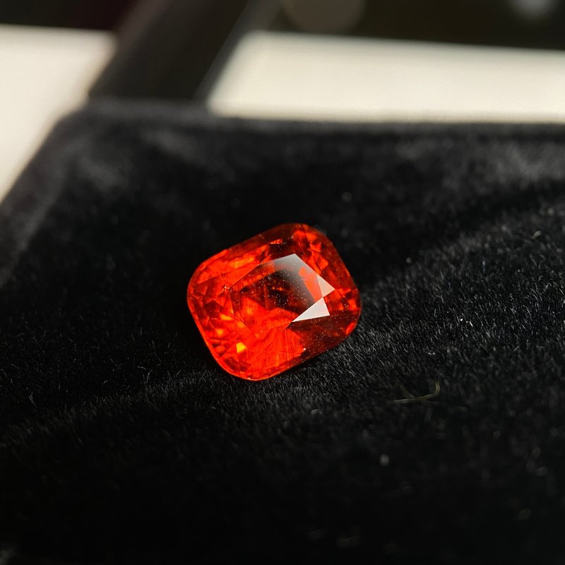 Natural Spessartite( Garnet) - Other - Gemstone Orange