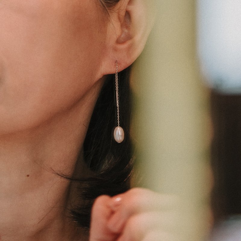 Nora _Pearl Chain Drop Earrings - Earrings & Clip-ons - Pearl 