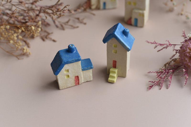 陶藝手作小屋造型擺飾 - 擺飾/家飾品 - 陶 
