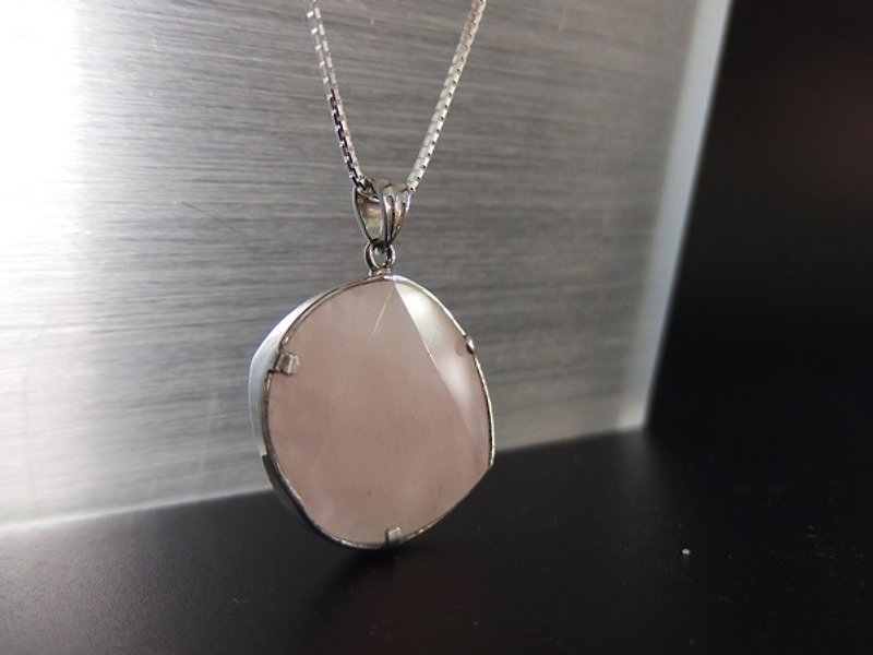 Natural Lotus Crystal Silver Pendant Rose Quartz Silver Pendant - Necklaces - Gemstone Pink