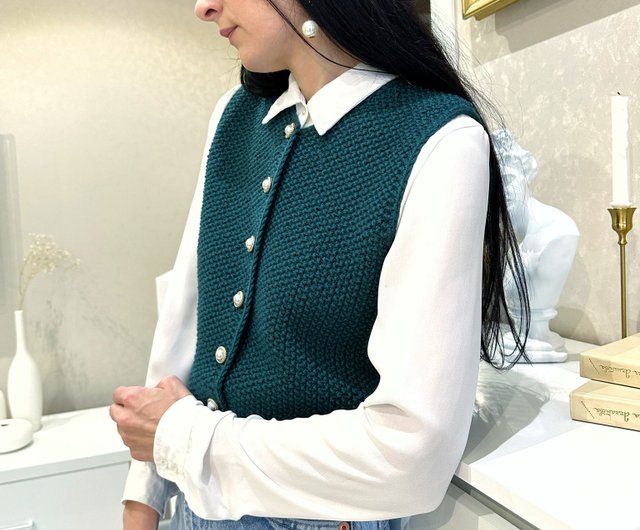 Cropped Sweater-Knit Vest