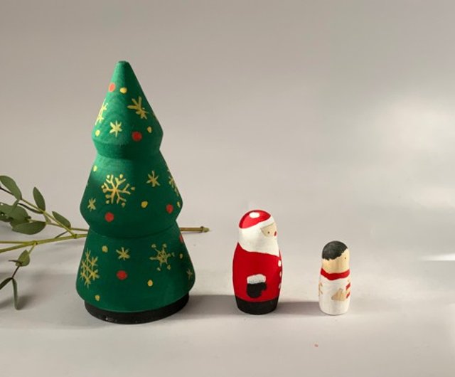 クリスマスツリー マトリョーシカ サンタと子ども - ショップ 庭と鳥