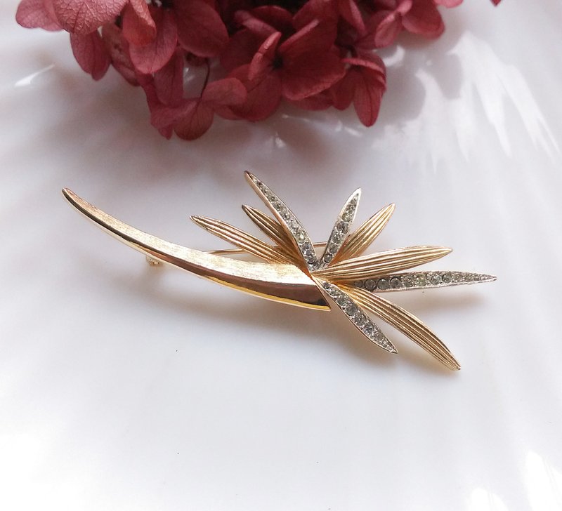 【美國西洋古董飾品】PASTELLI 流線 煙花葉 別針 胸針 - 徽章/別針 - 其他金屬 金色
