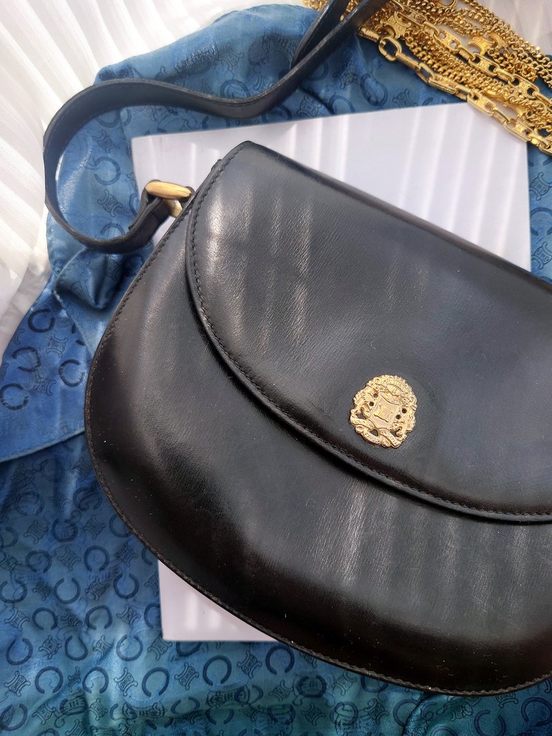 中古包 CELINE 皇家徽章 半月box單揹包單肩包斜揹包斜背包斜挎包 - 側背包/斜背包 - 真皮 黑色