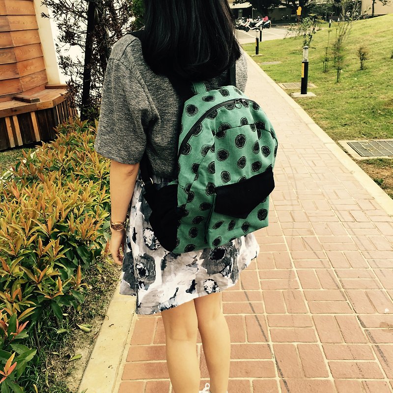 Forest coil little Backpack - กระเป๋าเป้สะพายหลัง - วัสดุอื่นๆ สีเขียว