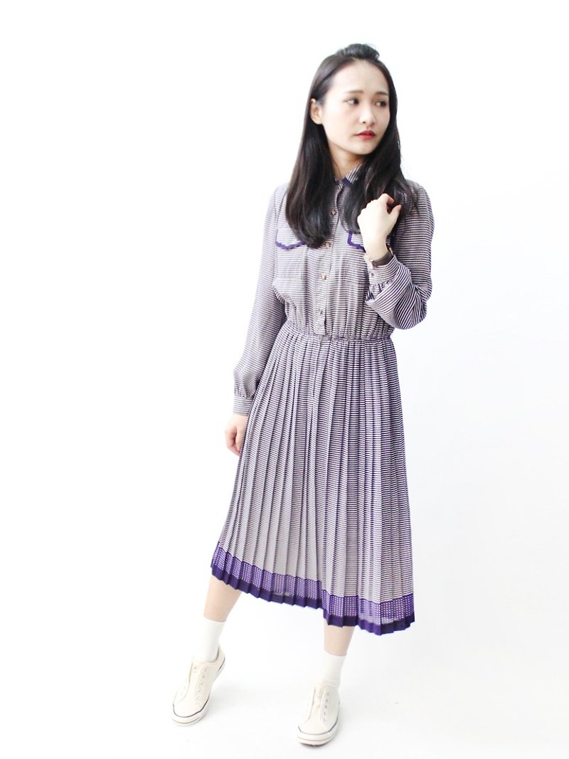 Autumn in Japan] [RE1026D948 Purple Houndstooth long-sleeved dress elegant vintage - ชุดเดรส - เส้นใยสังเคราะห์ สีม่วง