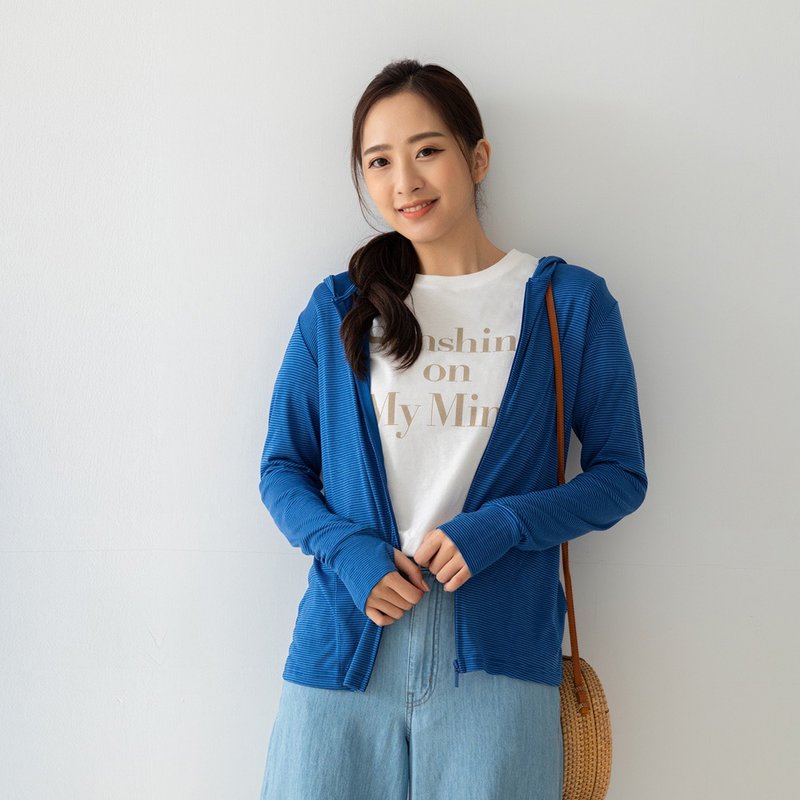水潤白抗UV保濕防曬外套-海湛藍 UV外套 涼感 遮陽外套 - 女大衣/外套 - 其他材質 藍色