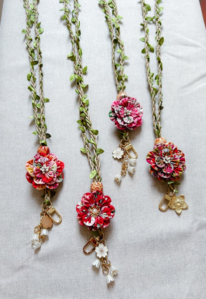 Fine fabric flower double petal and Japanese style fabric flower mobile phone strap (excluding mobile phone case) - Lanyards & Straps - Other Man-Made Fibers Multicolor