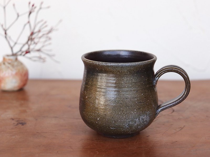 Bizen coffee cup (middle) c 2 - 143 - Mugs - Pottery Brown