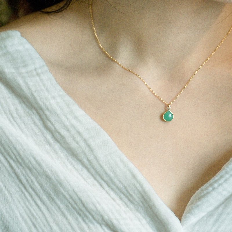 Nude muscle heart type Australian jade clavicle necklace - Necklaces - Gemstone Green