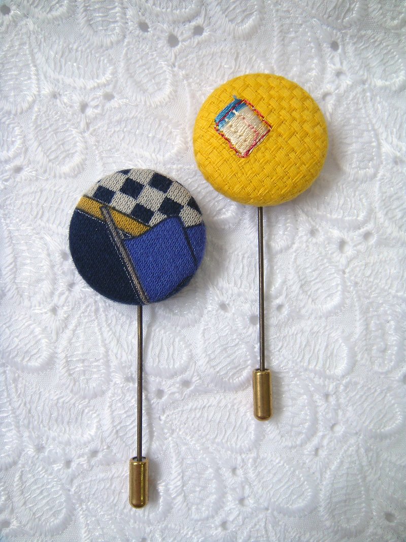 [StUdio] - Fabric sample series pin _10 - Brooches - Cotton & Hemp Multicolor