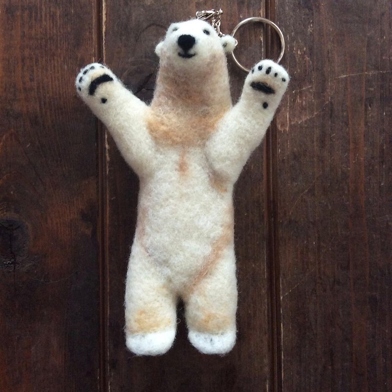 Polar bear key holder - ที่ห้อยกุญแจ - ขนแกะ ขาว