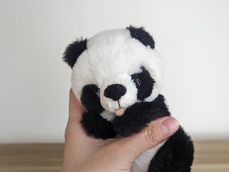 [Spot] Red Panda Handmade Teddy Bear Fluffy Doll Doll Original Doll Doll - ตุ๊กตา - ผ้าฝ้าย/ผ้าลินิน สีดำ