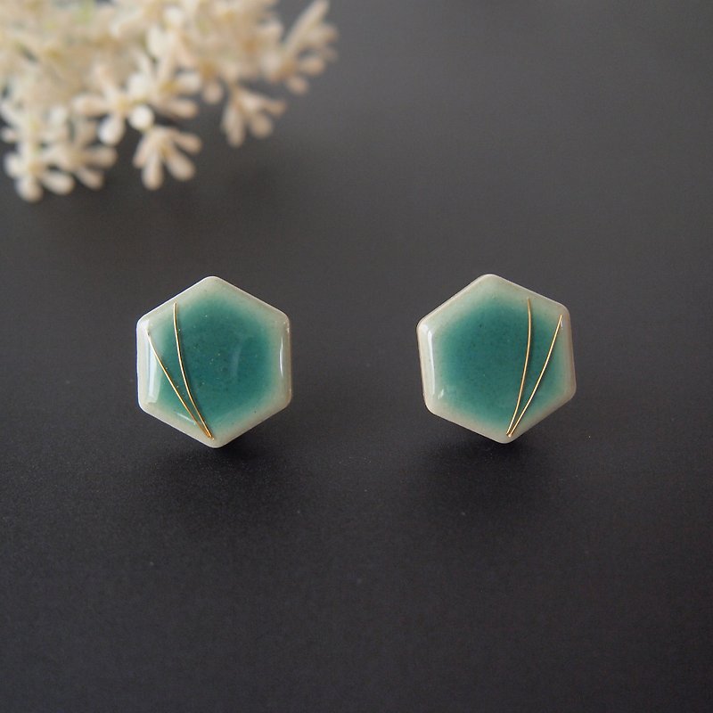Hexagon Mino ware (green leaf) earrings / Clip-On - Earrings & Clip-ons - Porcelain Green