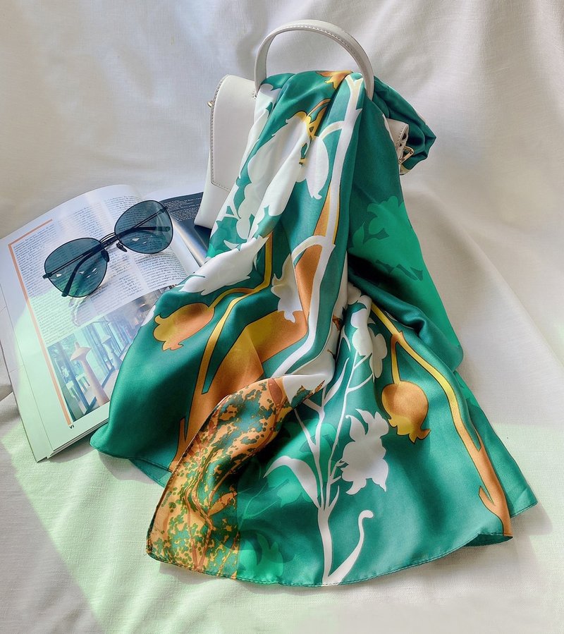 Ireland Galway satin scarf green shade 90x180cm - ผ้าพันคอ - เส้นใยสังเคราะห์ สึชมพู