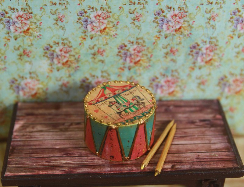 Miniature dollhouse drum 1:12 - อื่นๆ - ไม้ หลากหลายสี