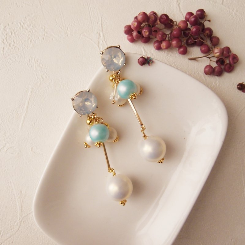 Pretty - clip-on earrings, pin earrings, stainless steel earrings - Earrings & Clip-ons - Other Metals White