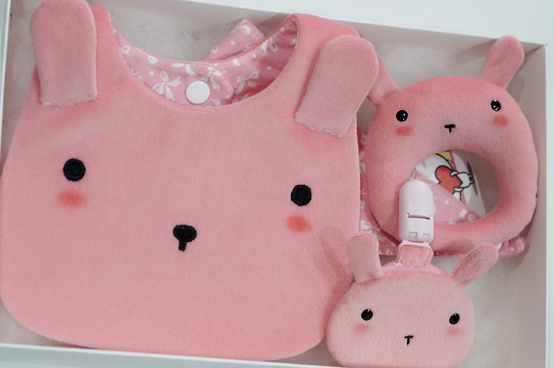 Bucute Buro Bunny's Mi Moon Gift Set/Saliva towel/Amulet/Handbell/Mi Moon - Baby Gift Sets - Other Materials Pink