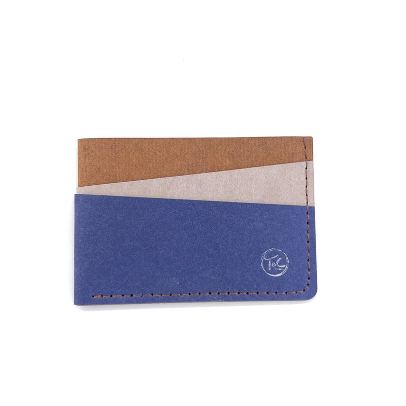 Limited stock // 3-color card holder to carry with you at any time - ID & Badge Holders - Paper Blue