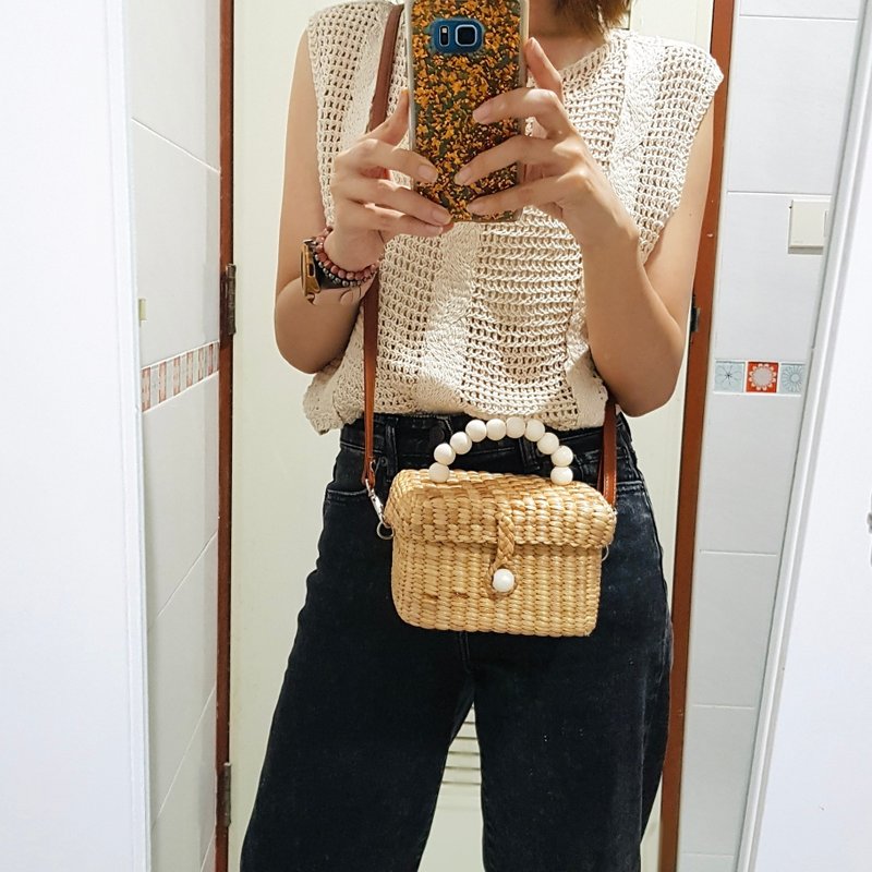 Straw Bag, Crossbody Bag, Handbag, Thai Weaving Seagrass - Messenger Bags & Sling Bags - Plants & Flowers 