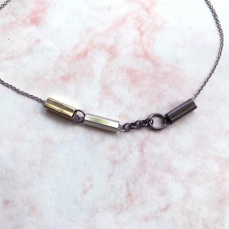 Pinellia/Necklace Cooperation Metal Space-Time Capsule Bronze Trend Man Shike - สร้อยคอ - สแตนเลส สีทอง