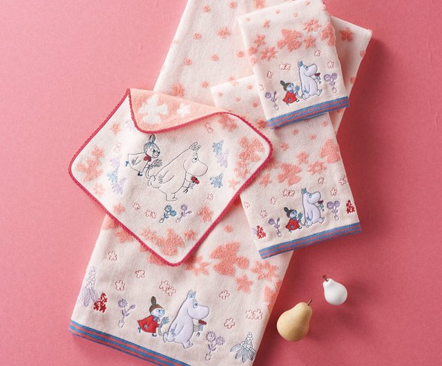 Moomin discount bath towel