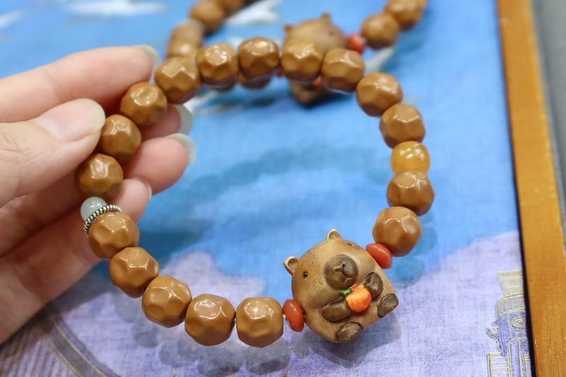 心想事成 卡拉巴拉 猴頭無相珠手鏈搭配鹿角根付卡皮巴拉猴頭手鏈 - 手鍊/手環 - 玉石 