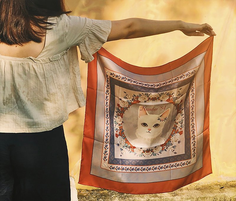 Christmas gift Cat illustration Multifunctional Silk towel - ผ้าพันคอ - เส้นใยสังเคราะห์ สีส้ม