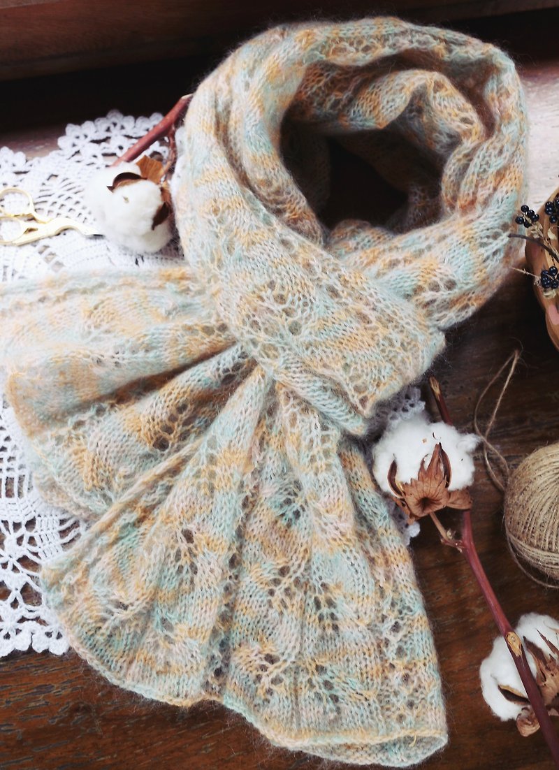 Handmade-Light and elegant-Leaflet pattern-Wool scarf [Spot] - Knit Scarves & Wraps - Wool Orange