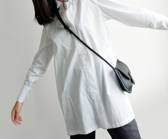 NEEDLES ハタンシャカトクロスホティハック OT049 APINK Hedie.+ エディクロス SS25 NEEDLE PLEATS CARDIGAN / BLK - NUBIAN