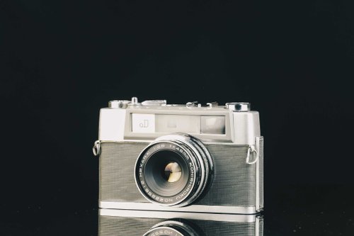 BRAUN コンパクトフィルムカメラ f2.8 45mmドイツ製