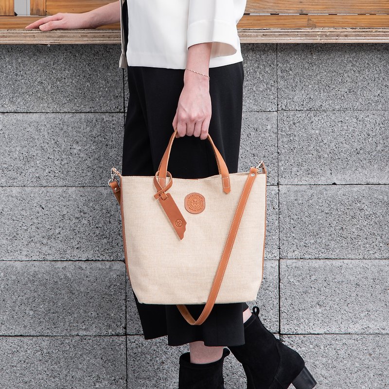 Mercury Dual Purpose Linen Leather Handbag Shoulder Bag Custom Branded Tag - กระเป๋าถือ - ผ้าฝ้าย/ผ้าลินิน 
