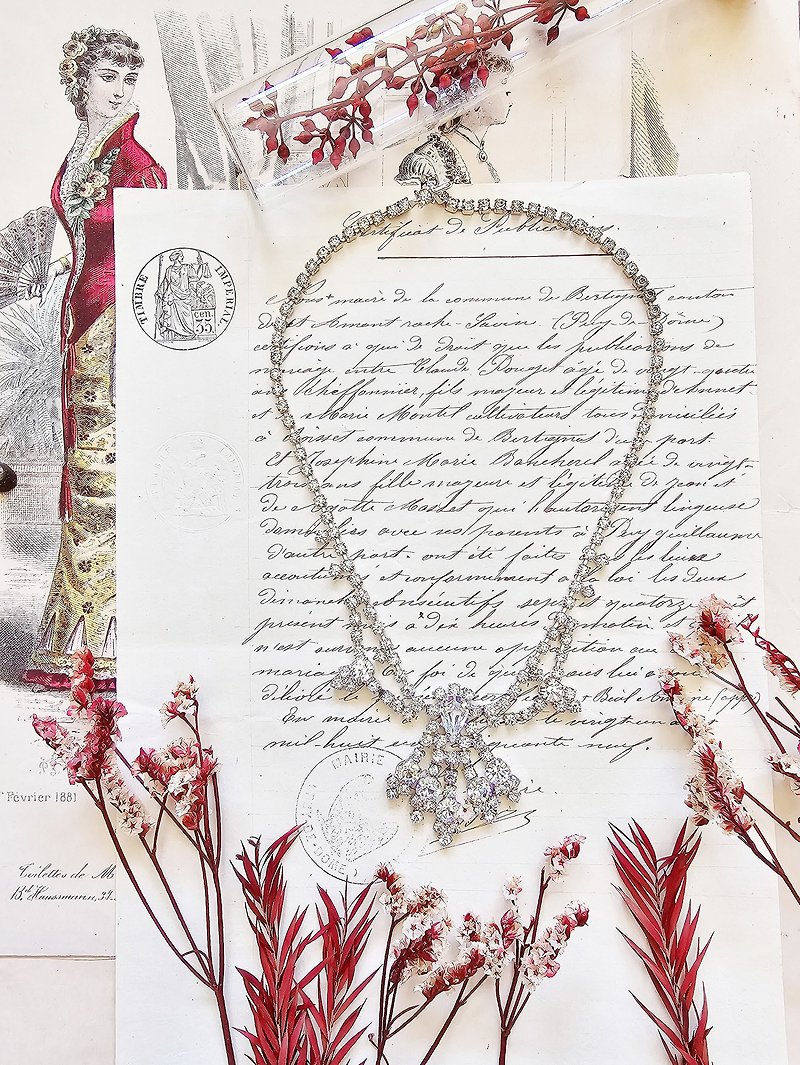 Vintage signed Kramer Sparkling Rhinestone Necklace 【American vintage jewelry】 - สร้อยคอ - วัสดุอื่นๆ สีเงิน