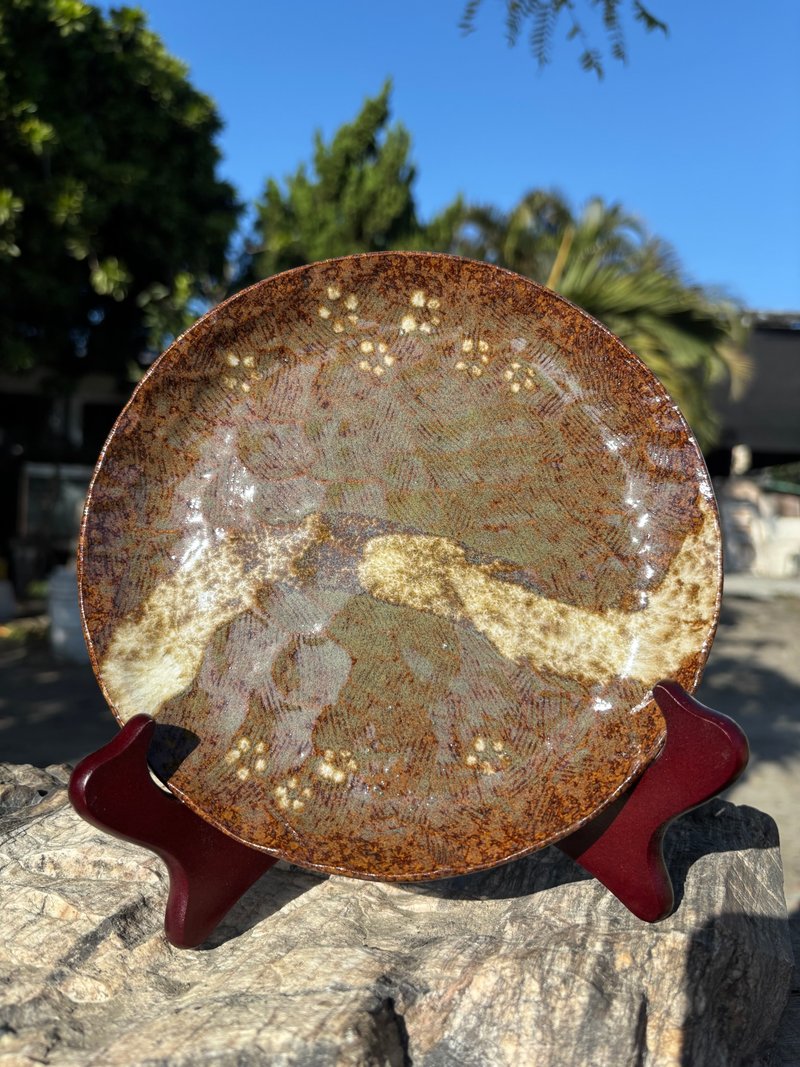 白紋梅花円皿02 - 皿・プレート - 陶器 ブラウン