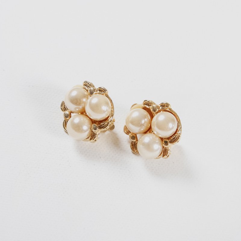 【蛋植物古着】昭和連珠復古夾式古董耳環 - 耳環/耳夾 - 其他金屬 金色
