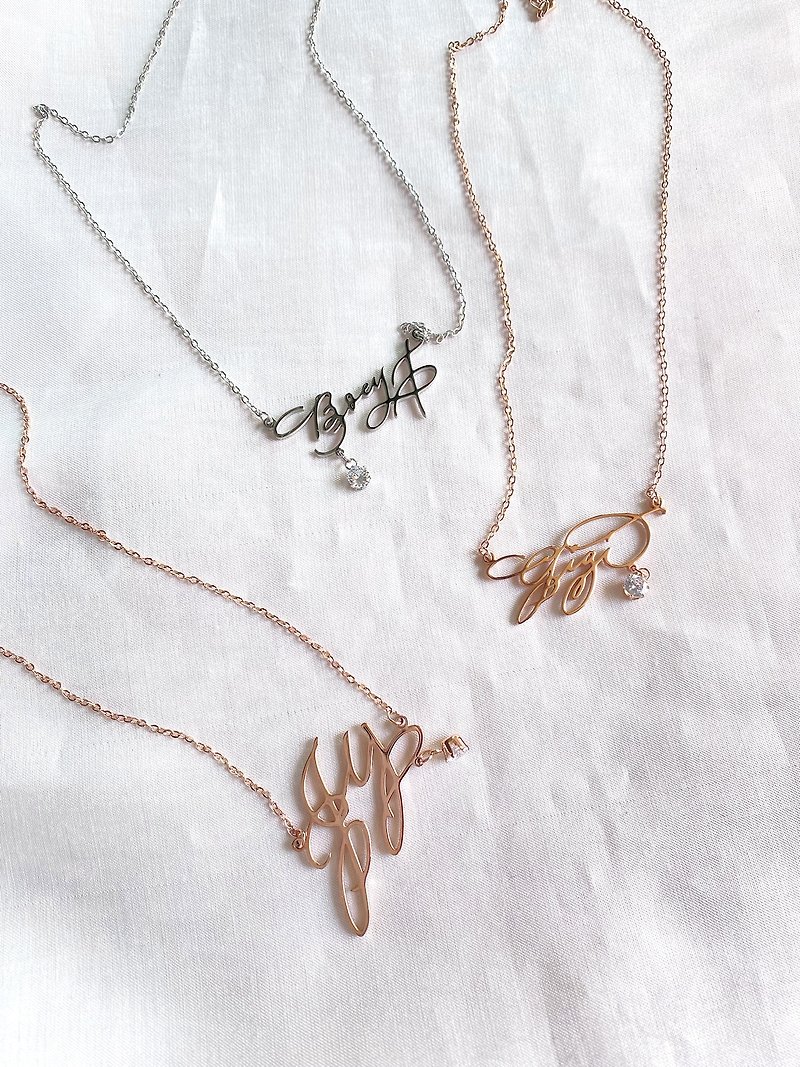 【Customized Gifts】Name Necklace Necklace Sister Gift/Bridesmaid Gift Light Beads - Necklaces - Rose Gold Pink