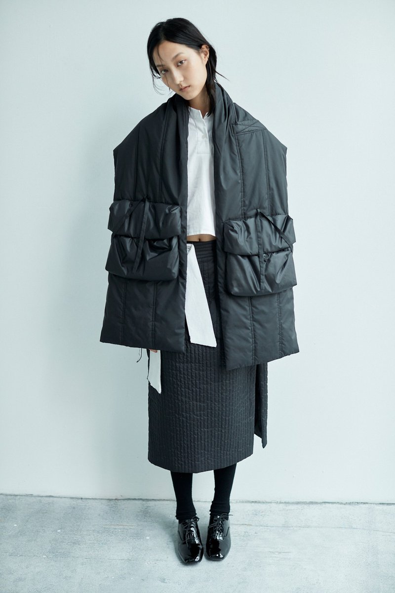 大口袋鋪棉背心 - 男背心 - 聚酯纖維 黑色