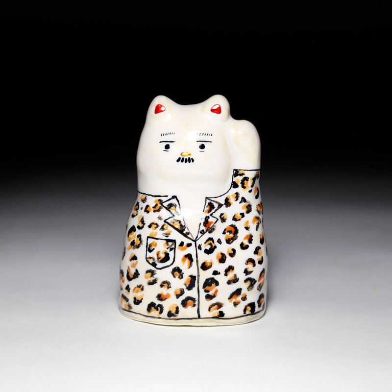 Street Lucky Lucky Cat - Outfit Cat (Leopard Print) - ของวางตกแต่ง - ดินเผา ขาว