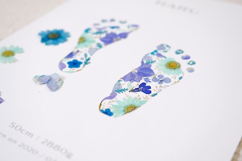 赤ちゃんの足跡の4つの記念絵画押し花アート絵画