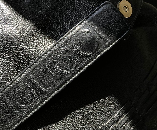 Japan direct delivery name plate used package] GUCCI Gucci logo embossed  leather drawstring shoulder bag black vintage Vintage Old Gucci 3kemyv -  Shop solo-vintage Messenger Bags & Sling Bags - Pinkoi