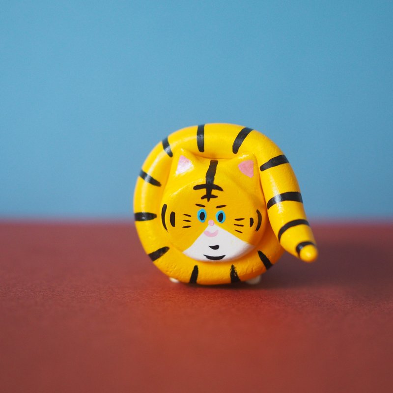 Lying Tiger - 公仔/玩偶 - 黏土 黃色