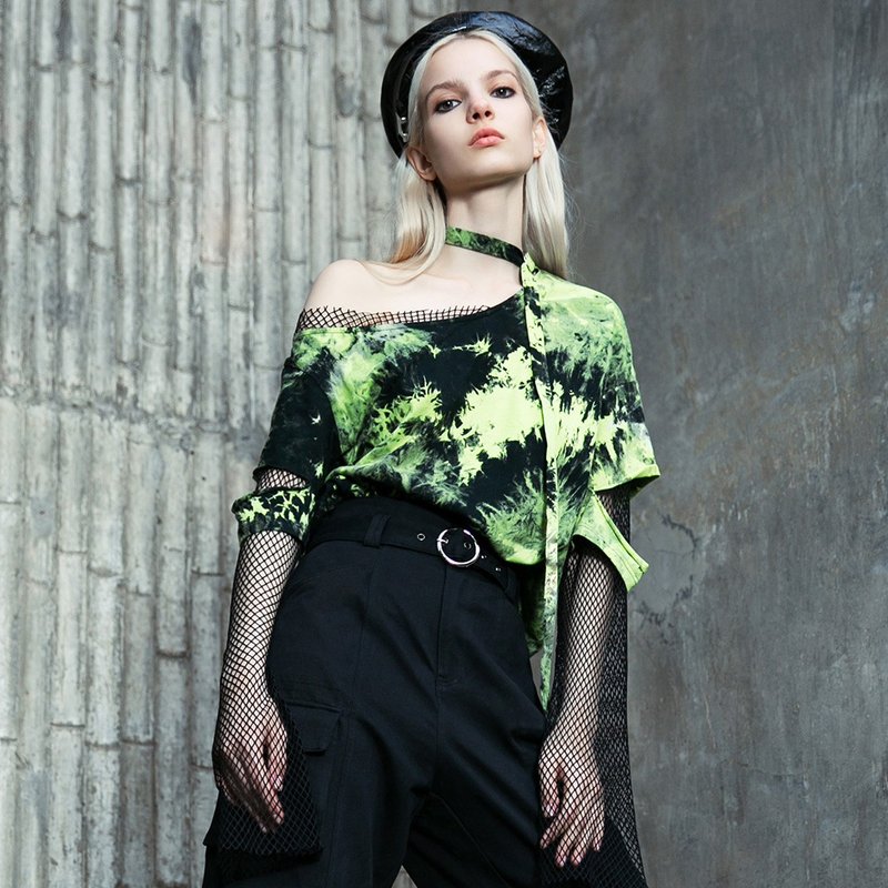 Punk Ink Tie-Dye Off-Shoulder Mesh Top - Multicolor/Hand Dyed/Large Size/Loose Fit - เสื้อผู้หญิง - วัสดุอื่นๆ สีเขียว